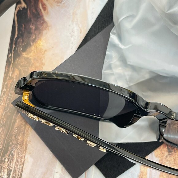 CHANEL 140mm Black Frame Dark Grey Lenses Women's Sunglasses (5408 1026/S4) - Picture 5 of 6